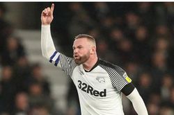 HLV Solskjaer: Rooney có thể dẫn dắt MU trong tương lai