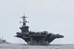 Nhóm tàu sân bay tác chiến Theodore Roosevelt đến Việt Nam