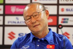 HLV Park Hang-seo: 9 tháng rảnh rang, 3 tháng cật lực