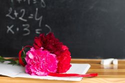 Lời chúc ngày Quốc tế Phụ nữ 8/3 ý nghĩa gửi đến các cô giáo