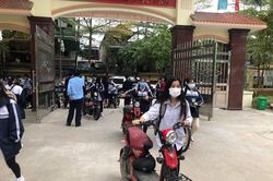 Nhiều địa phương tiếp tục cho học sinh mầm non, tiểu học và THCS nghỉ học