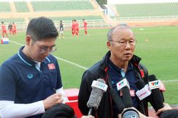 HLV Lê Thụy Hải: Công Phượng đã trở lại, chuyện khó có ông Park
