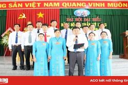 15 đồng chí tham gia Ban Chấp hành Đảng bộ TT. Mỹ Luông