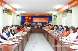 Phụ nữ Sơn La hưởng ứng sự kiện 'Áo dài - Di sản văn hóa Việt Nam'
