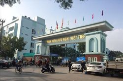 Bố đẻ cô gái nhiễm Covid-19 ở Hà Nội cùng lái xe riêng được cách ly tại Hải Phòng