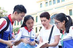 Sinh viên đi học trở lại: Vẫn nhiều băn khoăn