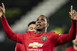 Odion Ighalo là 'số 9' MU đang thèm khát, không phải một hợp đồng vá víu