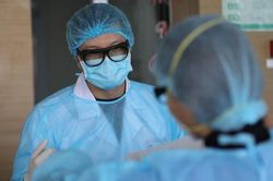 Dịch COVID-19: Thêm 2 ca bệnh là bác ruột và lái xe nhà bệnh nhân Nhung