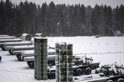 Thổ Nhĩ Kỳ triển khai hệ thống phòng không S-400 trong tháng 4