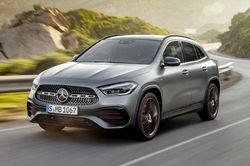 Mercedes-Benz GLA 2020 chốt giá từ 985 triệu đồng