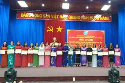 Hội Liên hiệp Phụ nữ TP. Pleiku tuyên dương điển hình tiên tiến