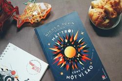 'Mặt Trời cũng là một vì sao': Chàng thi sĩ, nàng mê khoa học và một ngày để yêu