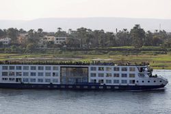 Phát hiện 45 người nhiễm Covid-19 trên tàu du lịch ở sông Nile