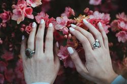 Những cách xử lý tro cốt hỏa táng có một không hai trên thế giới