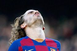 Barcelona thắng nhọc Sociedad: Ai cho Griezmann niềm vui chơi bóng?