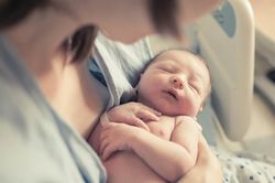 Sinh tự nhiên, sản phụ sốc nặng khi con trai chết thảm vì lý do không ngờ