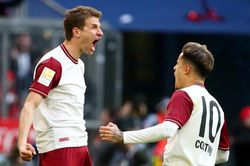 Bayern Munich xây chắc ngôi đầu, bỏ xa Dortmund đến 4 điểm
