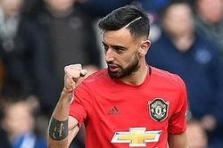 M.U thắng derby Manchester nhờ Bruno Fernandes có 'phép thuật'