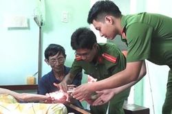 Khi bệnh nhân cần, cán bộ Công an phục vụ