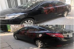 Đỗ ô tô chắn cửa ra vào, chủ xe tái mặt khi bị sơn đỏ 'choe choét'