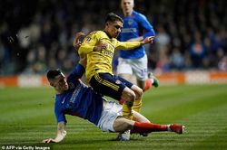 Arsenal nhận cú sốc lớn từ ngôi sao Lucas Torreira