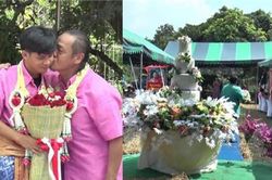 'Sốc' với đám cưới 'phi công trẻ lái máy bay trai già' của chàng trai 21 tuổi và người đàn ông 52 tuổi