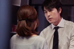 Gặp vợ bán cá ngoài chợ, chồng cố tình tránh mặt vì xấu hổ ai ngờ sếp chào: Cổ đông mới của công ty mình