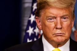 Nhà Trắng: Tổng thống Trump chưa cần xét nghiệm Covid-19