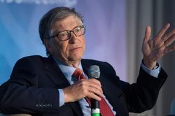 Dịch COVID-19: Tỷ phú Bill Gates hỗ trợ 125 triệu USD nghiên cứu vaccine