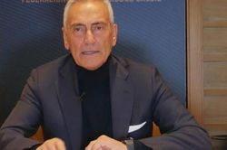 Serie A có thể không trao Scudetto hoặc đá play-off chọn đội vô địch