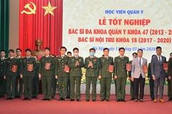 Học viện Quân y trao bằng tốt nghiệp cho 243 tân bác sĩ nội trú, bác sĩ đa khoa