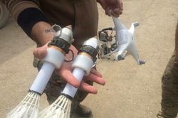 Quân đội Mỹ bị UAV thả bom tự chế ở Syria nhưng không biết ai là thủ phạm