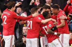 Solskjaer cảnh báo các sao MU, UEFA xem hoãn Cúp C1