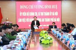 Hà Nội hoãn nhiều chương trình chào mừng, hội họp để tập trung phòng, chống COVID-19