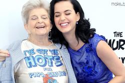 Clip nhói lòng: Bà ngoại Katy Perry được cháu gái báo tin vui ngay trước khi qua đời