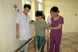 Thực hiện đầy đủ chính sách ưu đãi với người có công