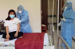 2 du khách Anh nhiễm COVID-19 được chuyển ra Huế điều trị