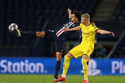 Erling Haaland có thống kê tệ khó tin trước PSG