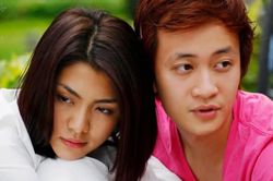 Nghe lại nhạc phim 'Bỗng dưng muốn khóc' một thời