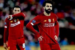 Liverpool thành cựu vương Champions League và sai lầm thuộc về người gác đền