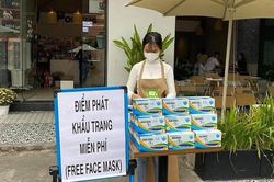 Tình yêu thương chứ không phải kỳ thị mới giúp qua nạn dịch