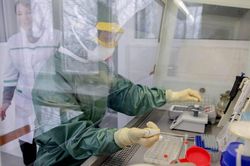 Nga phát triển thành công thiết bị xét nghiệm virus Corona trong 15 phút