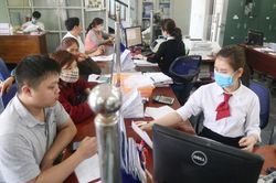 93 khách hàng được miễn giảm lãi và cho vay vốn mới do ảnh hưởng Covid -19