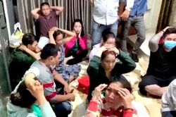 Phá sòng bạc ở TP.HCM, thu giữ 2 khẩu súng
