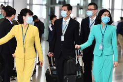 Nữ tiếp viên hàng không mắc Covid-19 đã đi những đâu?