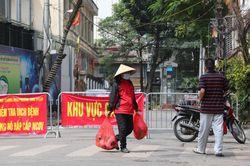 Bộ Y tế công bố thêm 2 trường hợp mắc bệnh COVID-19 ở Hà Nội