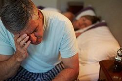 Cẩn trọng nguy cơ đột quỵ do tiểu đêm nhiều lần ở người cao tuổi