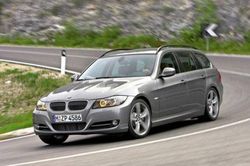 Những sai lầm khi sử dụng tính năng hỗ trợ đổ đèo trên ô tô