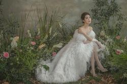 Nàng 'Lọ Lem' Ngọc Trinh nhẹ nhàng tinh khôi khiến bao chàng hoàng tử 'đứng ngồi không yên'