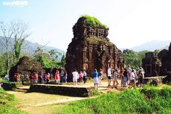 Thánh địa Mỹ Sơn tạm dừng đón khách tham quan